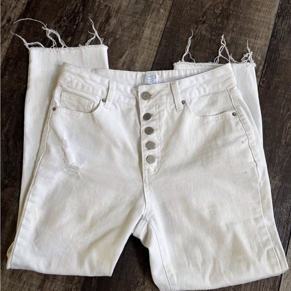 Time and Tru High Rise White Jeans - Picture 1 of 2